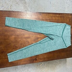 VITALITY LEGGINGS - M - ONLY WORN TO TRY ON